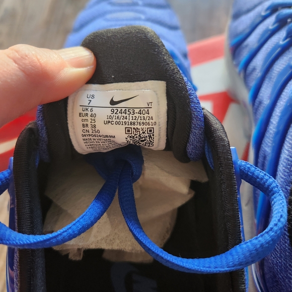 Nike Blue VaporMax Plus Sneakers 7 Men/ 8.5 Women - Picture 7 of 9